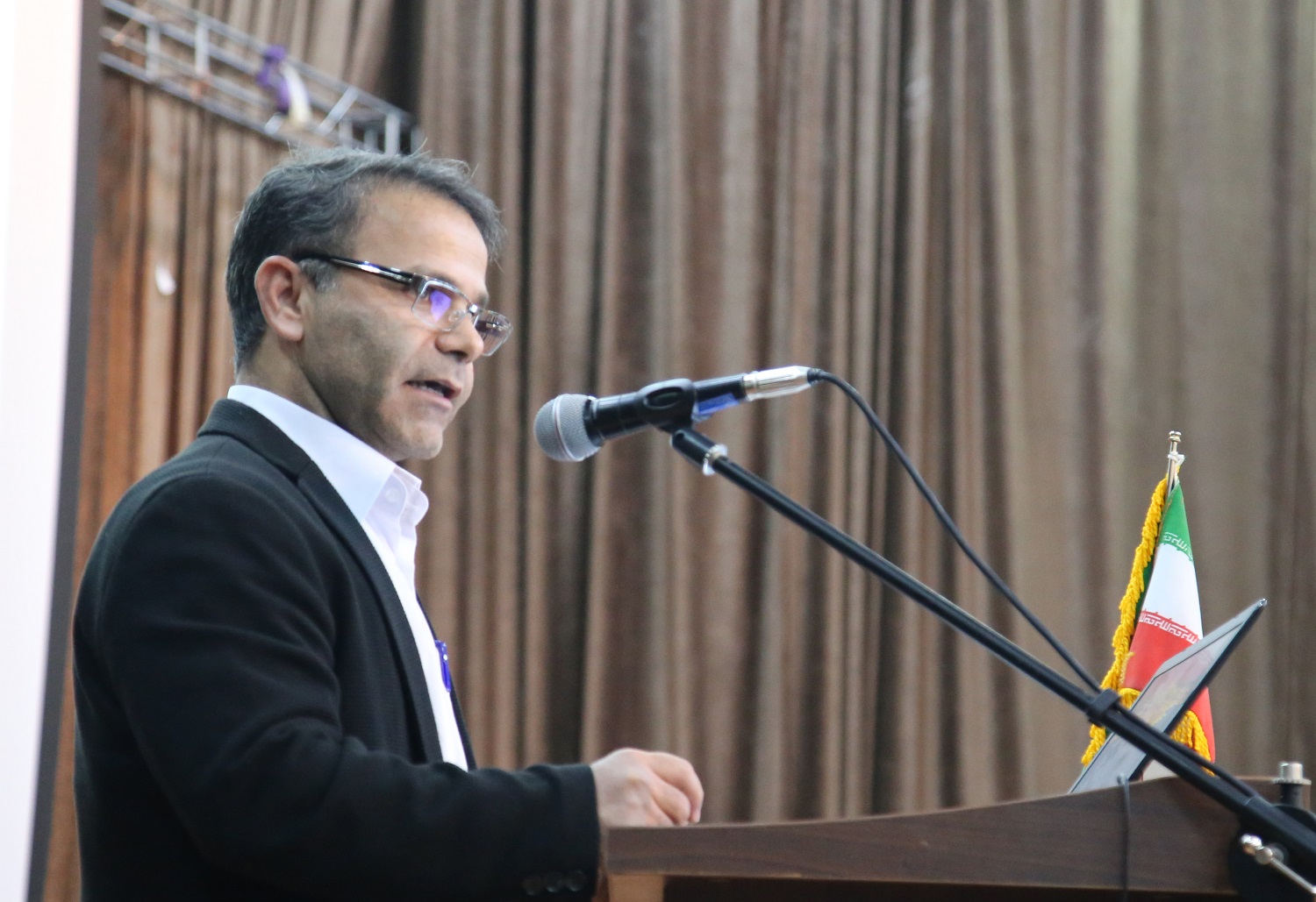 Re-election of Dr. Mohsen Adeli as one of the Countrys Leading Professors and  Promotion of Lorestan University