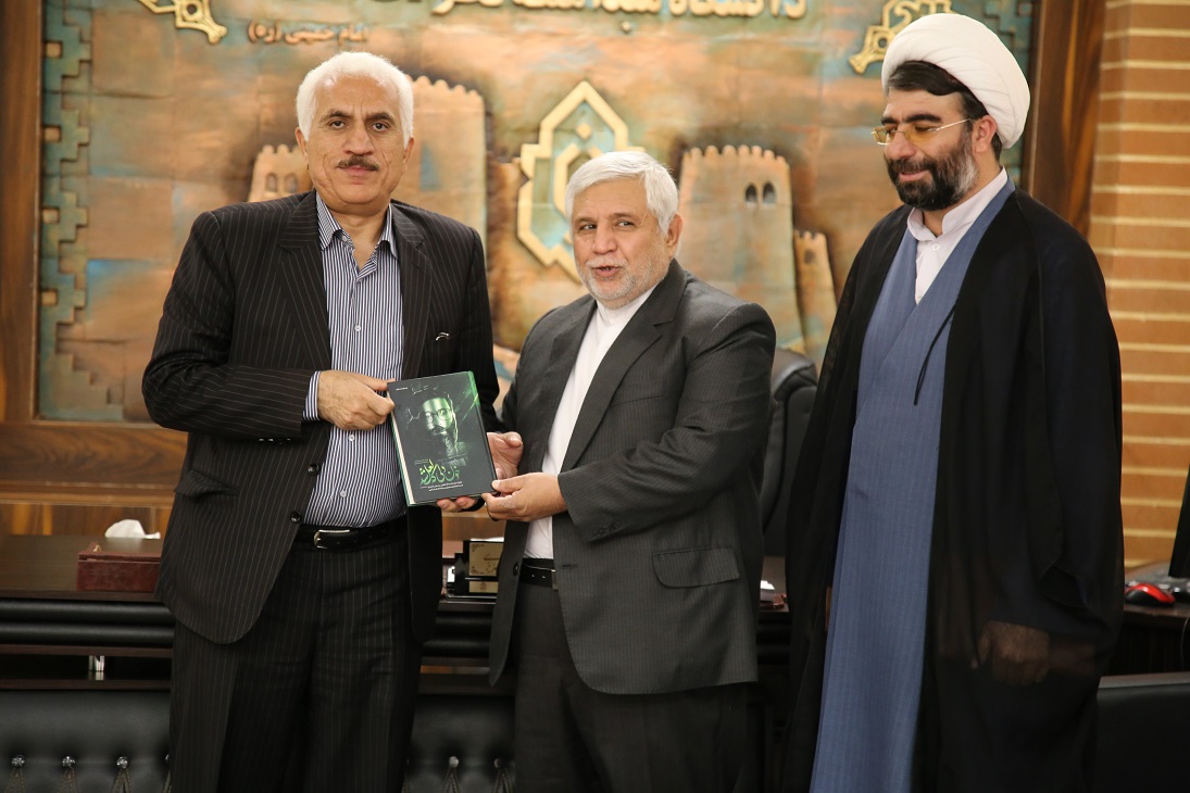 Meeting of the Islamic Revolutionary Institutes International Vice-President with the Chancellor of Loresta University